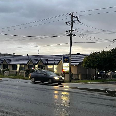 Shepparton Motor Inn Tudor House Motel Luaran gambar