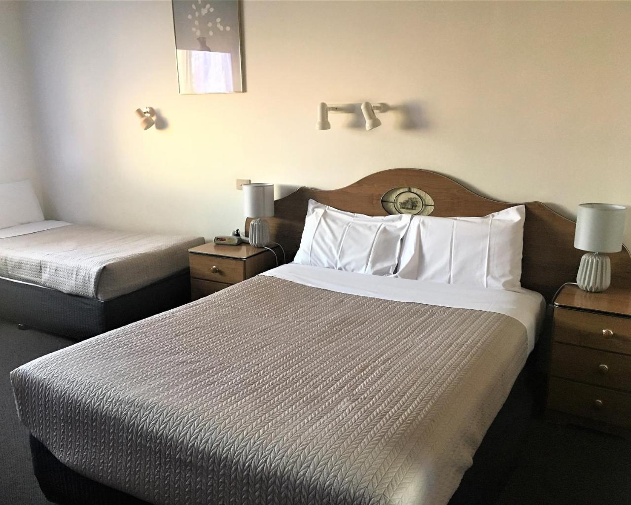 Shepparton Motor Inn Tudor House Motel Luaran gambar